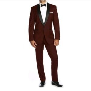 Men's Burgundy Tuxedo/suit 44R/38W slim fit